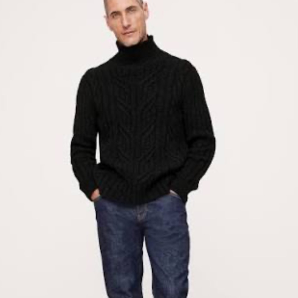 NWT BR Italian wool blend cable knit sweater with mock neck size  M